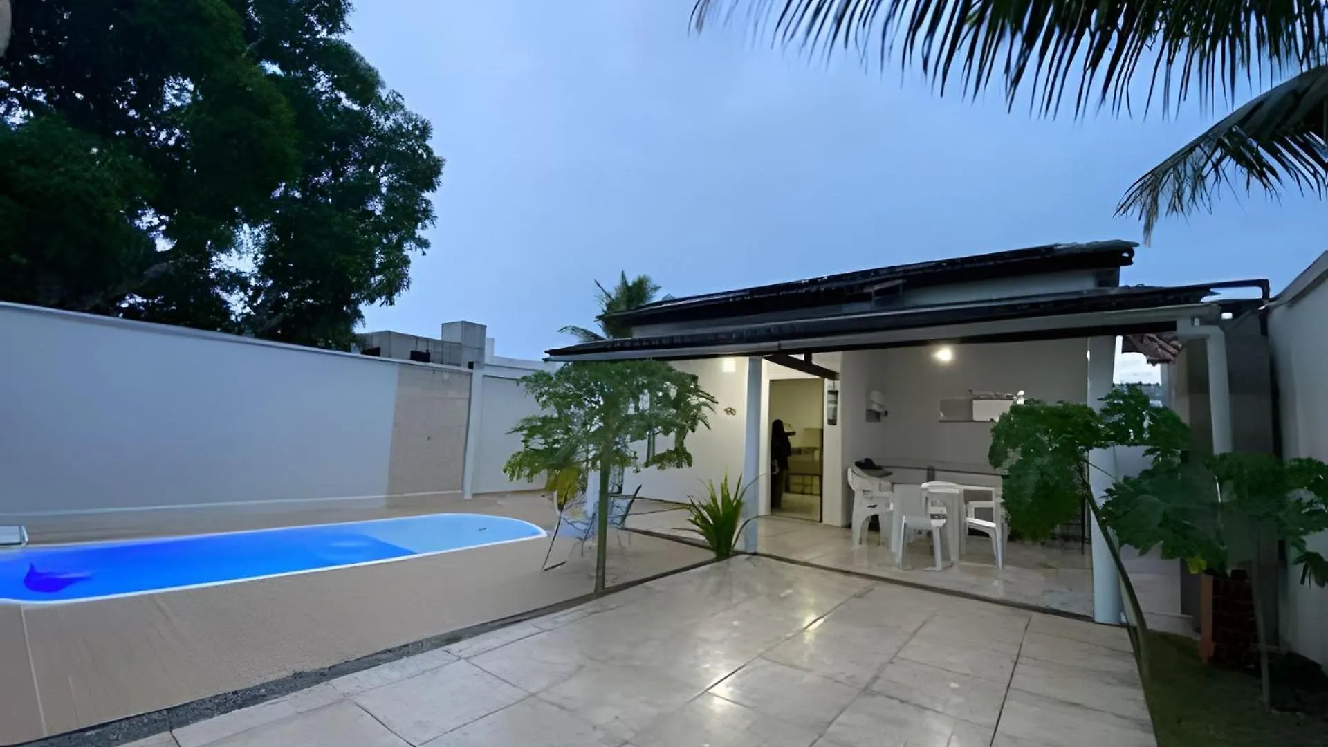 Casa Privativa De 3 Quartos Com Piscina Aquecida A 500M Das Praias De Taperapuan, Ar Condicionado, Wifi 110Mbps, Churrasqueira, Garagem Para 02 Carros Porto Seguro 0*,