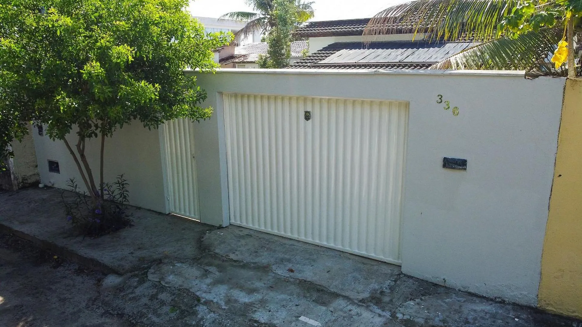 Casa Privativa De 3 Quartos Com Piscina Aquecida A 500M Das Praias De Taperapuan, Ar Condicionado, Wifi 110Mbps, Churrasqueira, Garagem Para 02 Carros Porto Seguro 0*,