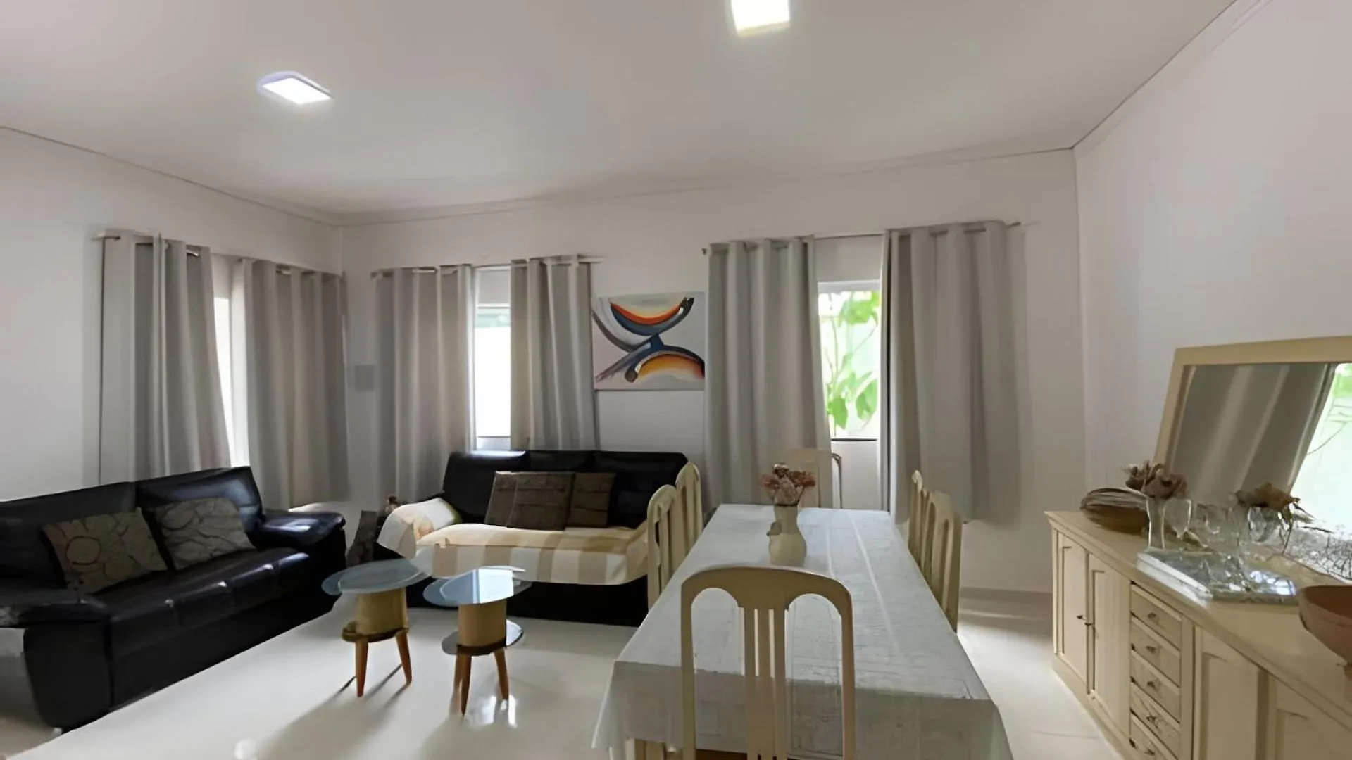 Casa Privativa De 3 Quartos Com Piscina Aquecida A 500M Das Praias De Taperapuan, Ar Condicionado, Wifi 110Mbps, Churrasqueira, Garagem Para 02 Carros Porto Seguro 0*,  Brazil
