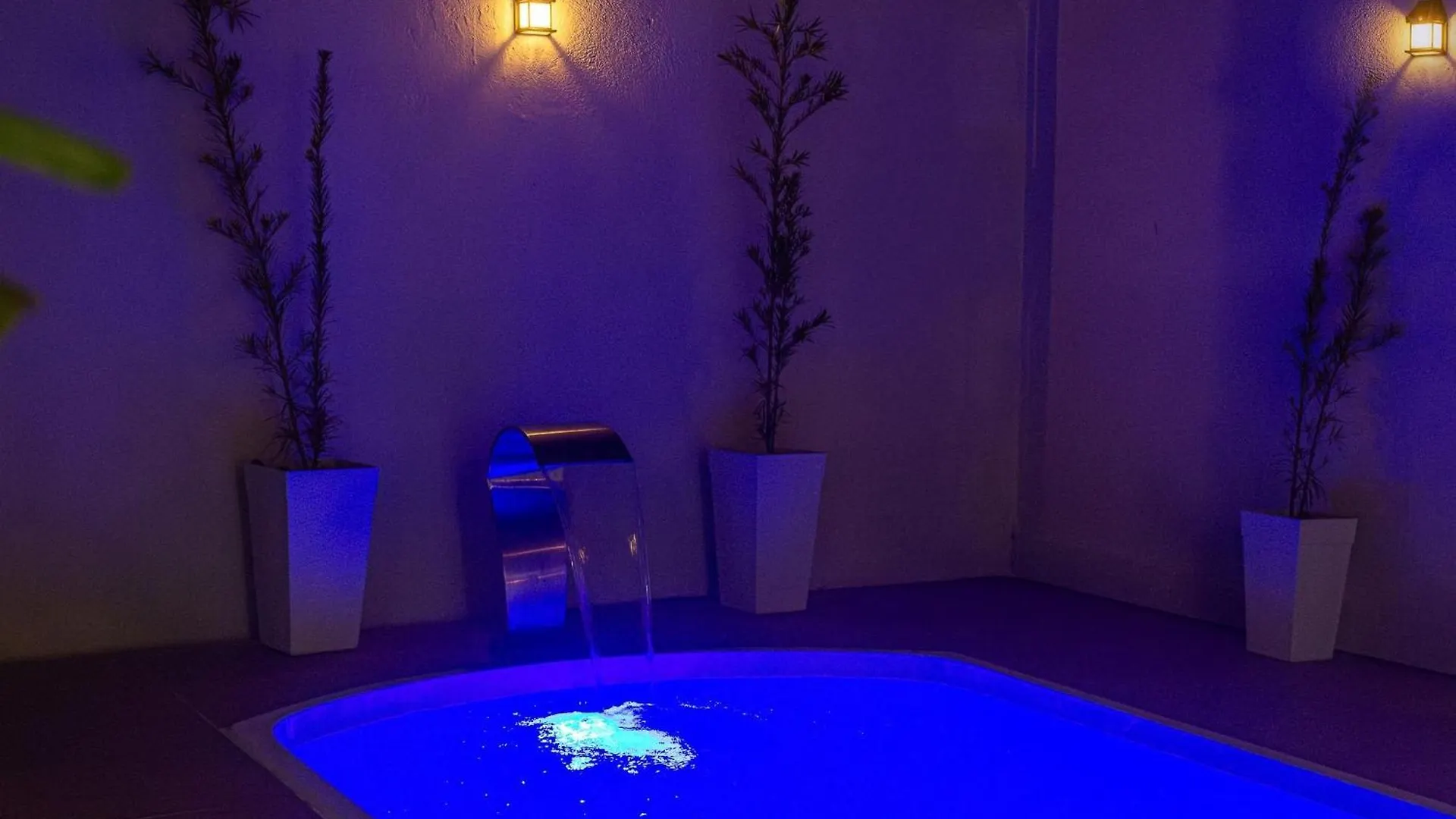 Casa Privativa De 3 Quartos Com Piscina Aquecida A 500M Das Praias De Taperapuan, Ar Condicionado, Wifi 110Mbps, Churrasqueira, Garagem Para 02 Carros Porto Seguro 0*,