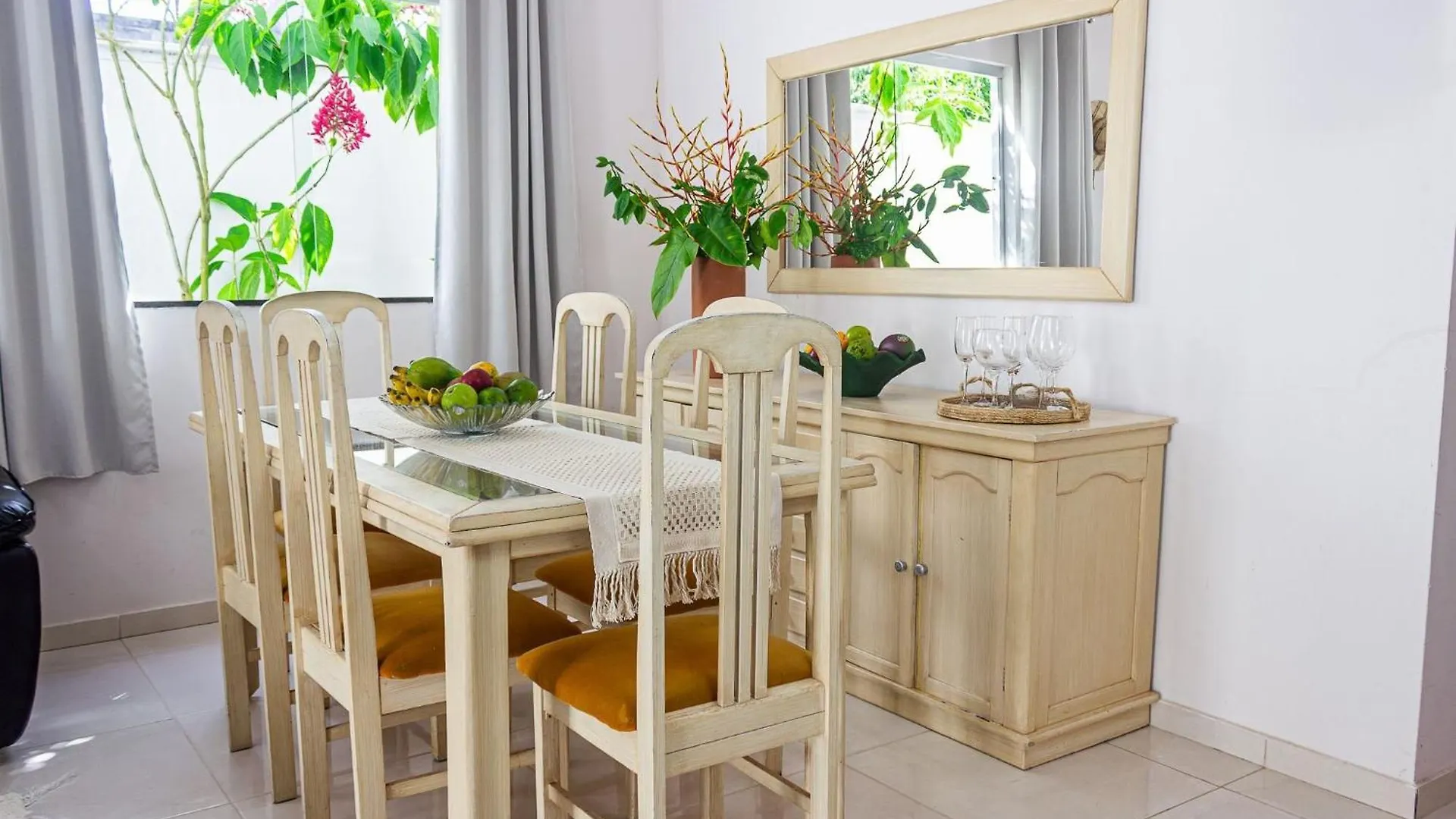 Casa Privativa De 3 Quartos Com Piscina Aquecida A 500M Das Praias De Taperapuan, Ar Condicionado, Wifi 110Mbps, Churrasqueira, Garagem Para 02 Carros Porto Seguro Brazil
