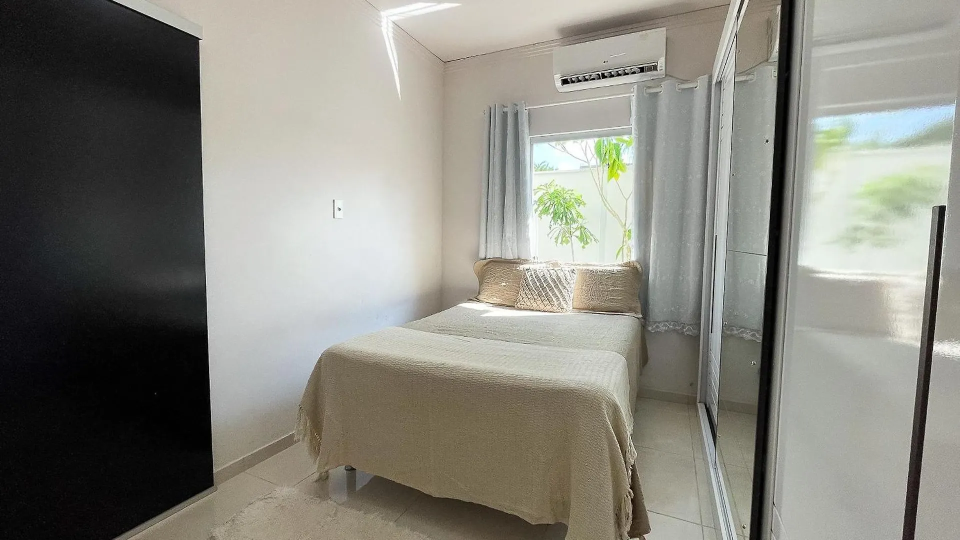 Casa Privativa De 3 Quartos Com Piscina Aquecida A 500M Das Praias De Taperapuan, Ar Condicionado, Wifi 110Mbps, Churrasqueira, Garagem Para 02 Carros Porto Seguro 0*,