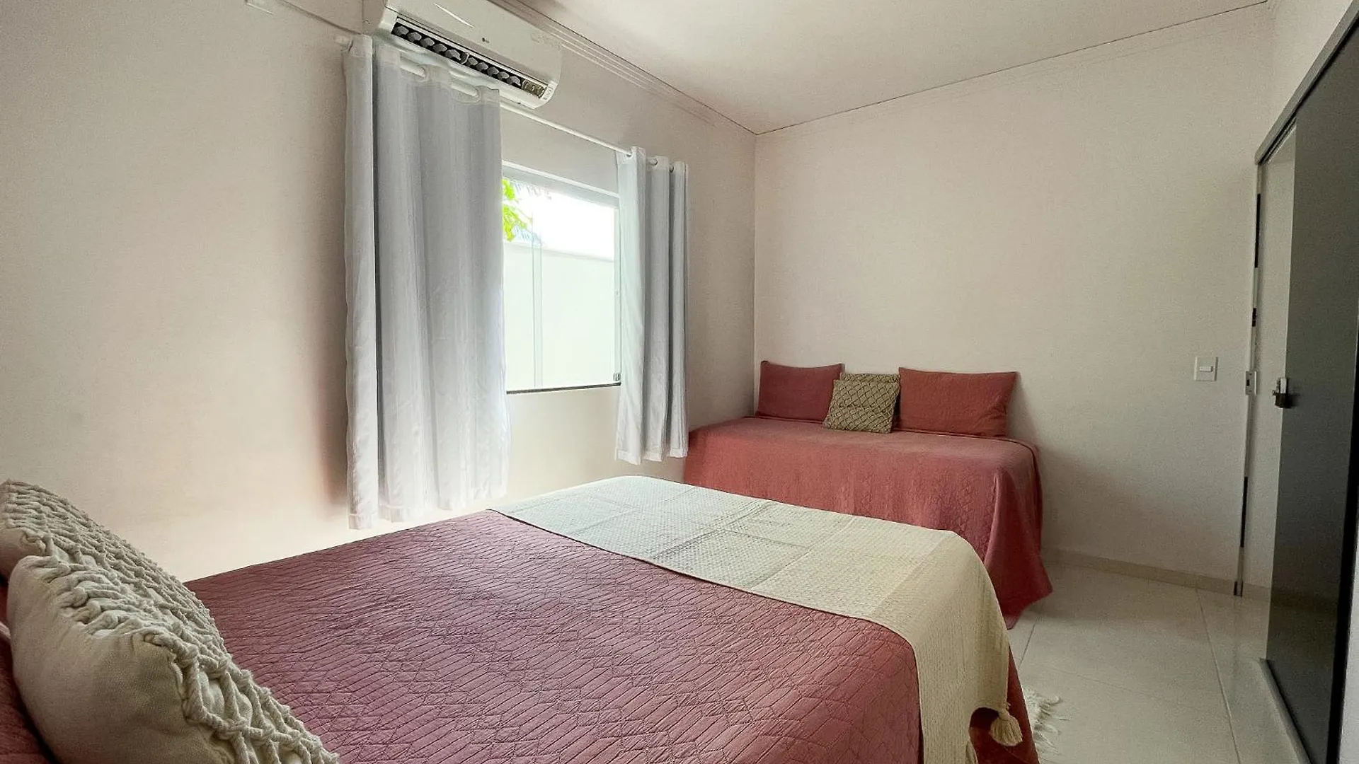 Holiday home Casa Privativa De 3 Quartos Com Piscina Aquecida A 500M Das Praias De Taperapuan, Ar Condicionado, Wifi 110Mbps, Churrasqueira, Garagem Para 02 Carros Porto Seguro
