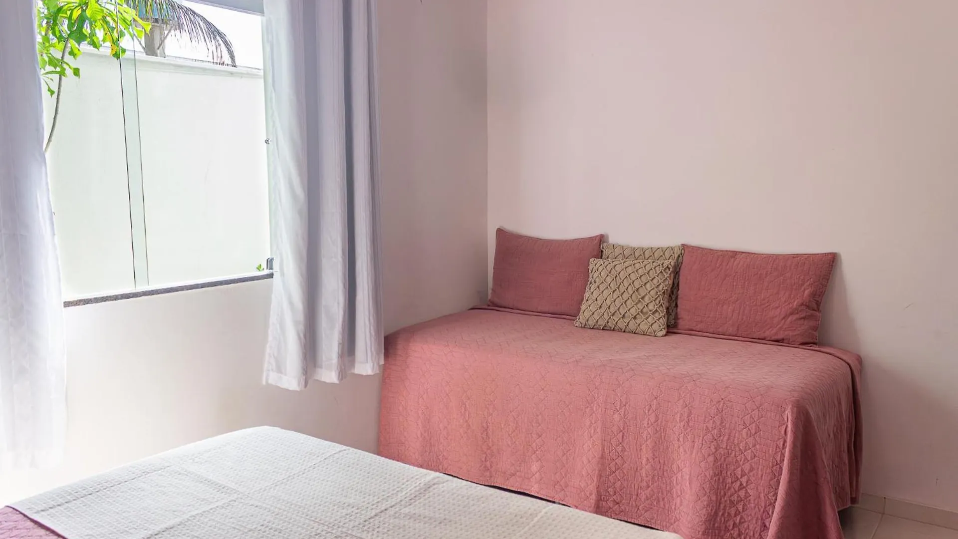 Casa Privativa De 3 Quartos Com Piscina Aquecida A 500M Das Praias De Taperapuan, Ar Condicionado, Wifi 110Mbps, Churrasqueira, Garagem Para 02 Carros Porto Seguro
